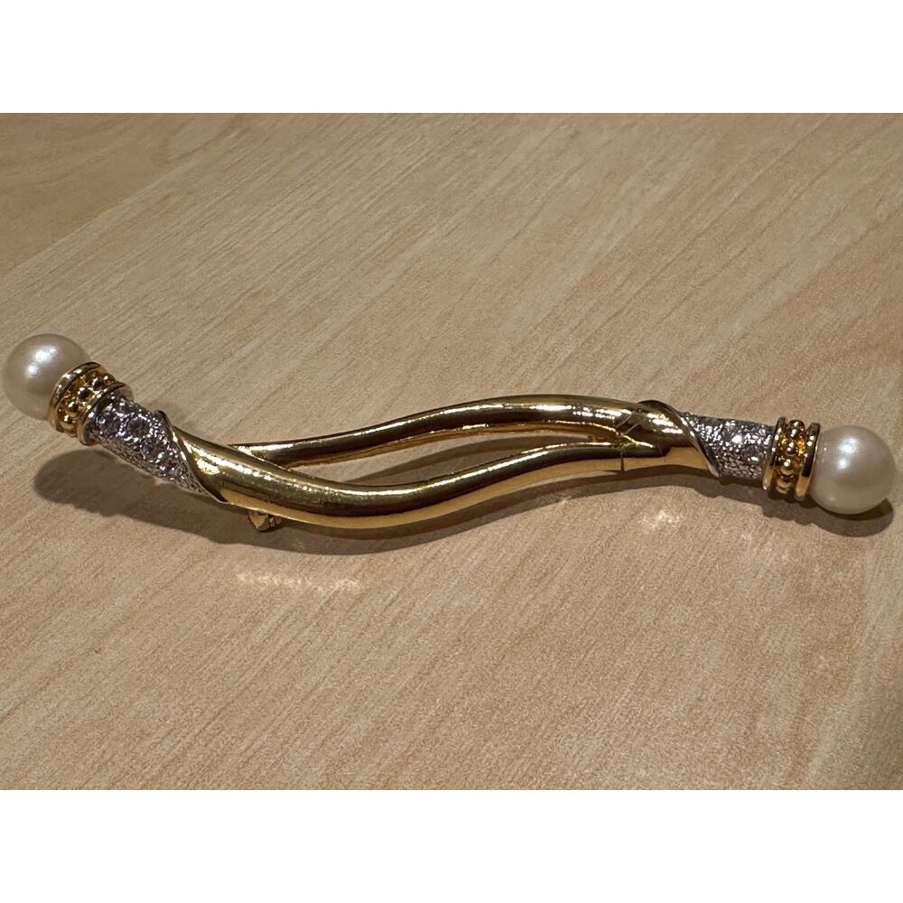 Vintage Gold Tone Wave Bar Brooch Pin, Pearl Crystal Rhinestone Accent
